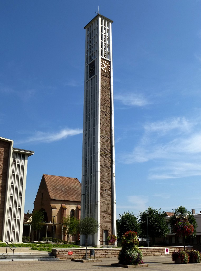 Rheinau(Rhinau)/Elsa, der freistehende Turm der St.Michel-Kirche, Aug.2014