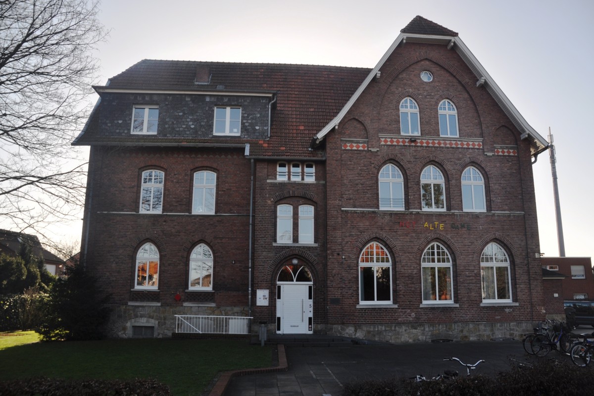 RHEINE, Ortsteil Mesum (Kreis Steinfurt), 02.02.2014, das ehemalige Krankenhaus beherbergt heute eine Kindertagessttte