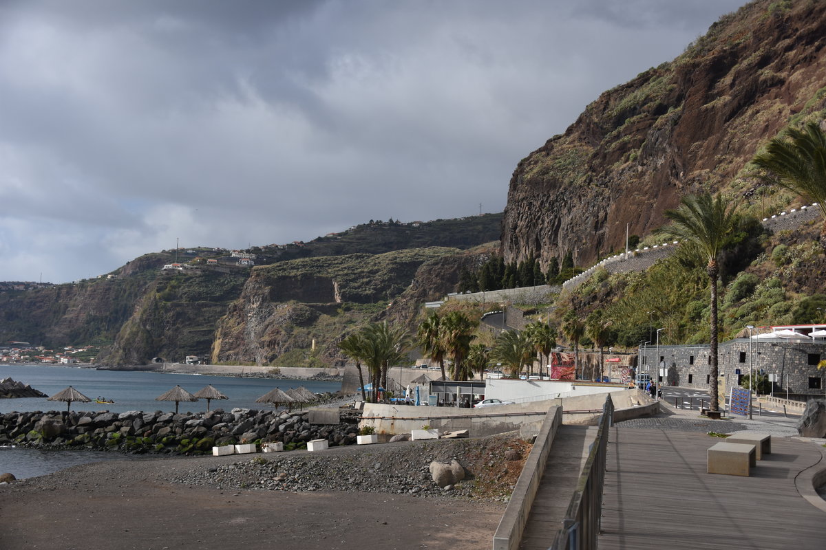 RIBEIRA BRAVA (Concelho de Ribeira Brava), 26.01.2018, an der Rua Gago Coutinho e Sacadura Cabral