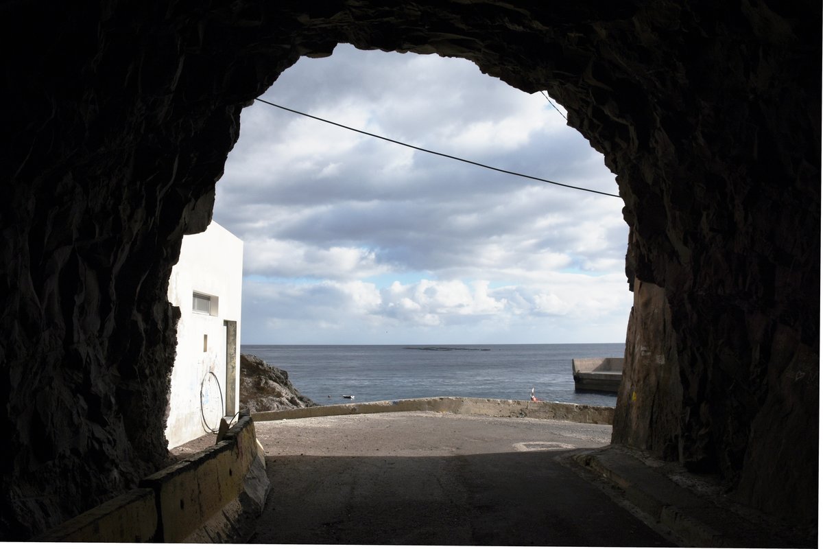 RIBEIRA BRAVA (Concelho de Ribeira Brava), 26.01.2018, Durchgang/-fahrt zum Hafen