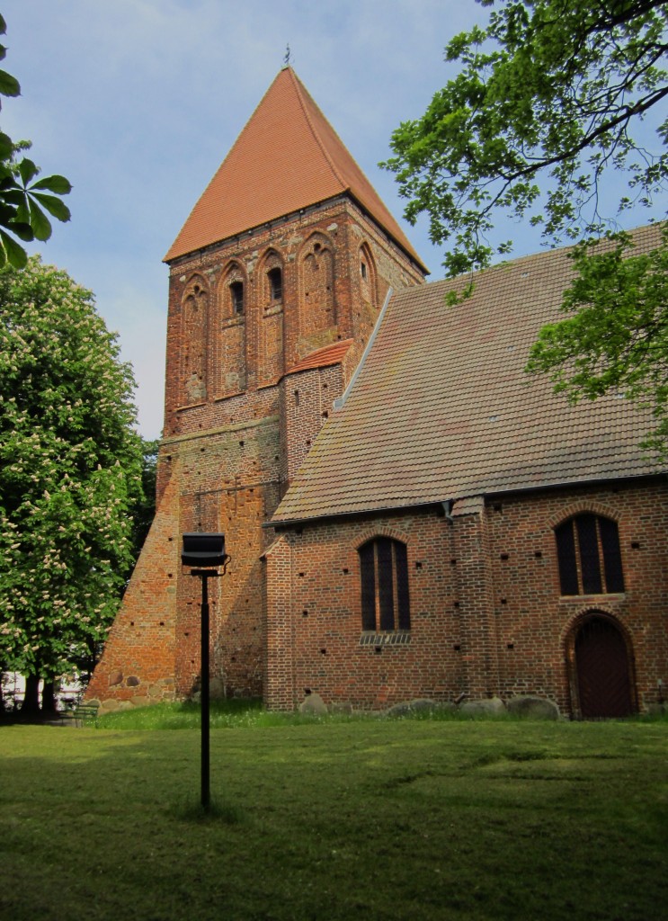 Richtenberg, St. Nicolai Kirche auf dem Clusenberg, erbaut ab 1220 (22.05.2012)