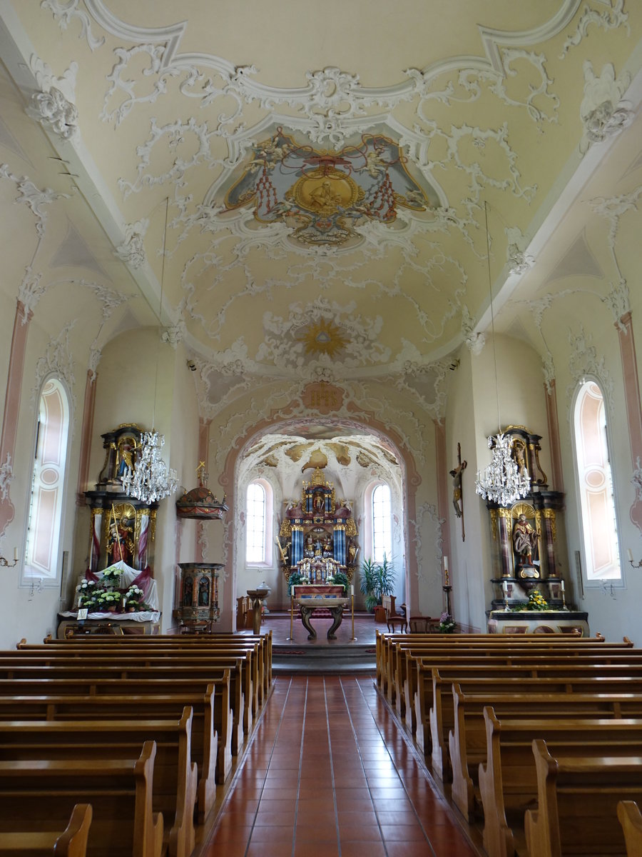 Riedbhringen, barocker Innenraum der Pfarrkirche St. Genesius (25.05.2017)