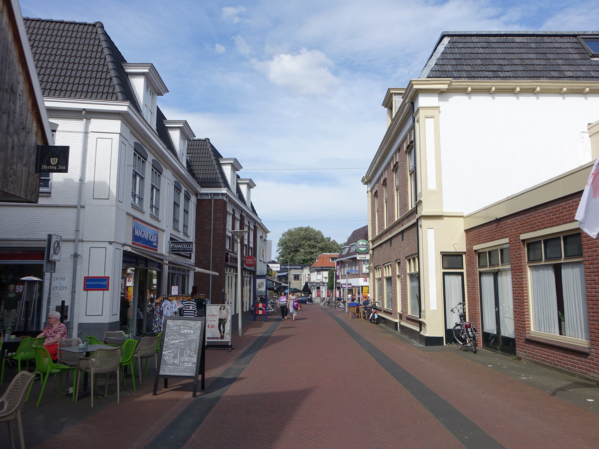 Rijssen-Holten, Huser in der Grote Straat in der Altstadt (22.07.2017)