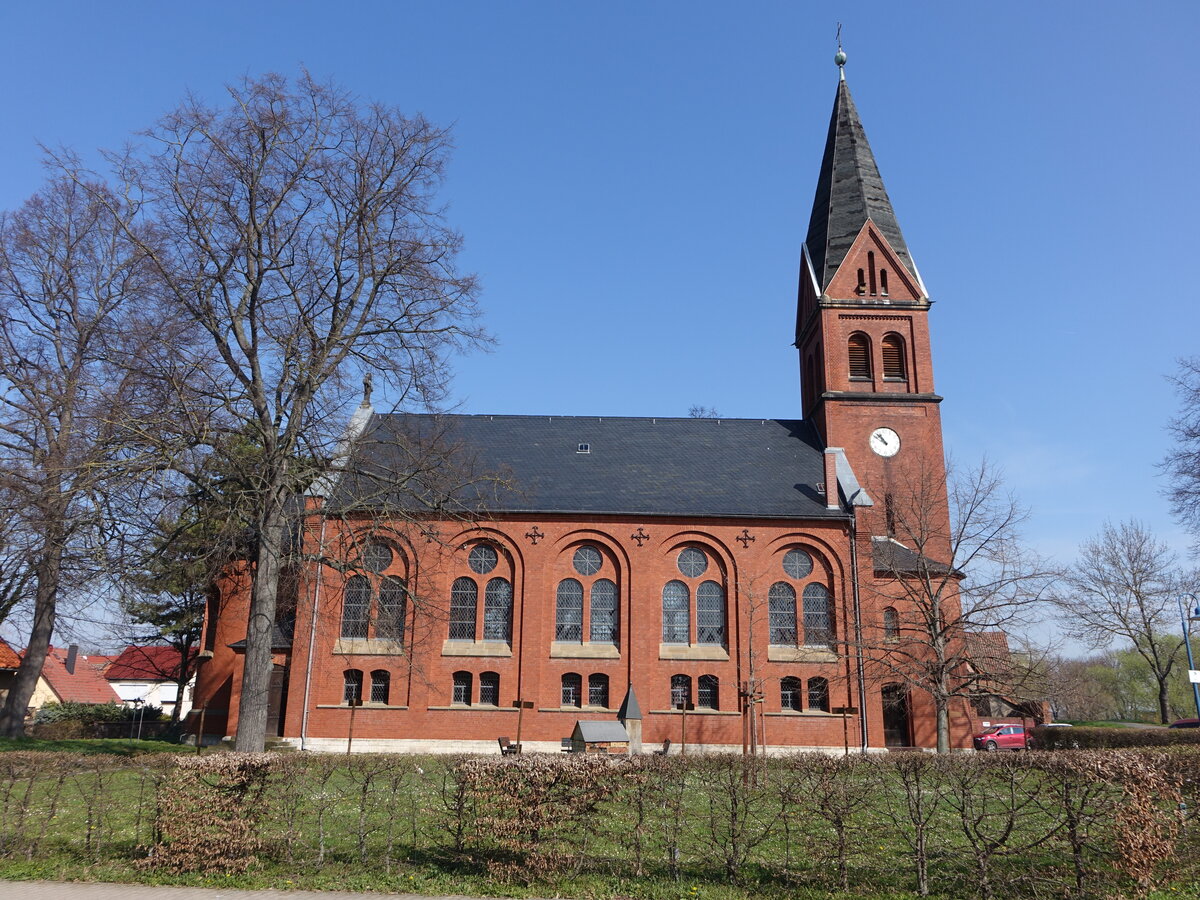 Ringleben, evangelische Kirche St. Bartholomus, erbaut im 19. Jahrhundert (07.04.2023)