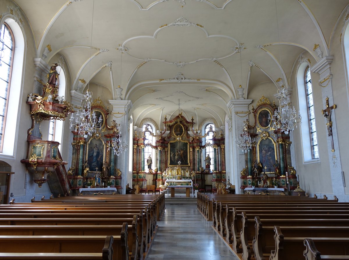 Ringsheim, barocker Innenraum der Pfarrkirche St. Johann-Baptist (14.08.2016)