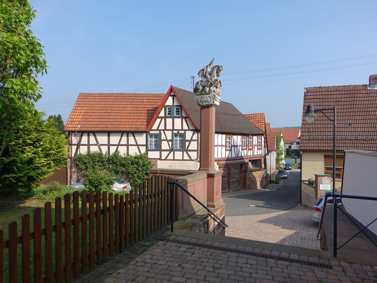 Roden, Bauernhaus aus dem 18. Jahrhundert in der Kirchgasse (12.05.2018)