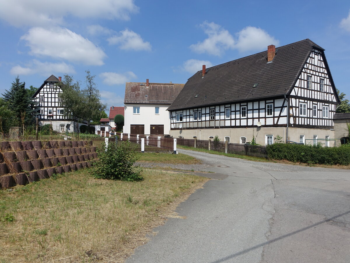 Rthenitz, Fachwerkhuser in der Oberdorfer Strae (24.06.2023)