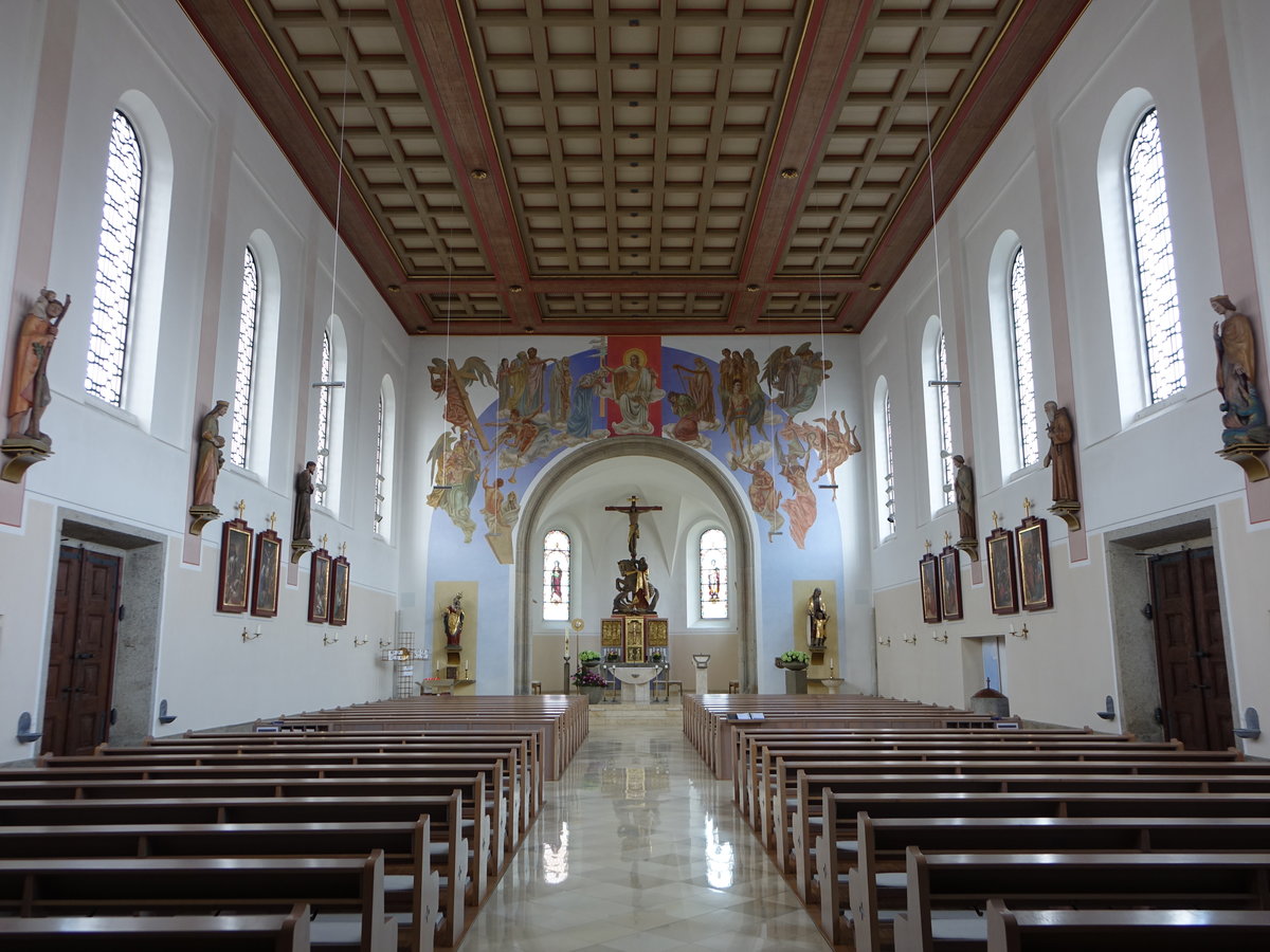 Rtz, Innenraum der kath. Stadtpfarrkirche St. Martin (03.06.2017)