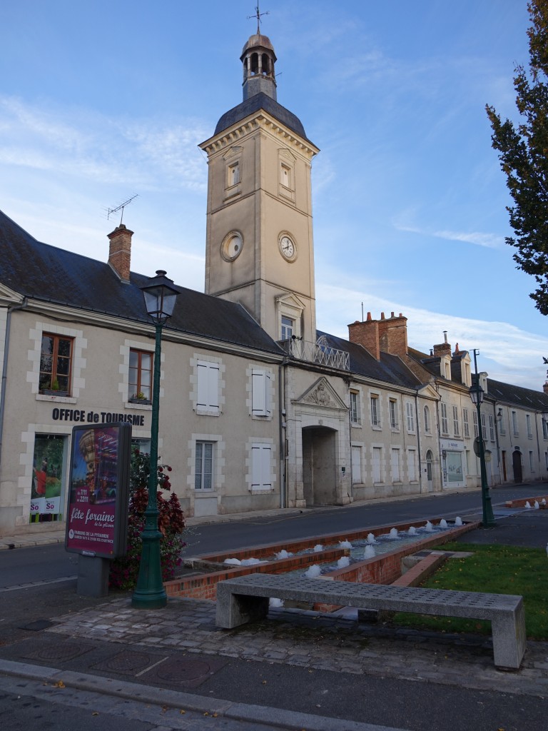 Romorantin-Lanthenay, Tour de Horloge am Place de la Paix (30.10.2015)