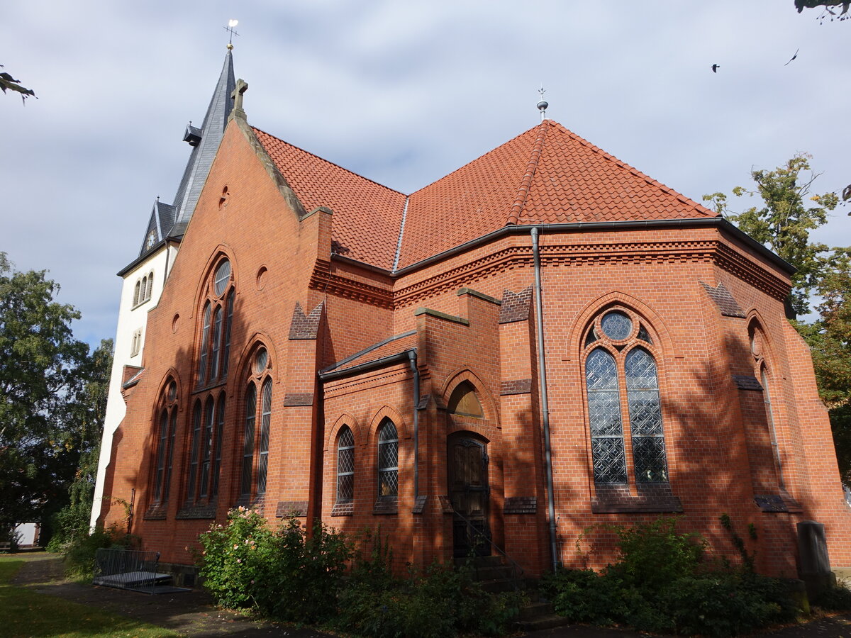 Rosenthal, evangelische St. Godehard Kirche, neugotischer Backsteinbau von 1890, erbaut nach Pl�nen von Conrad Wilhelm Hase (15.09.2025) 