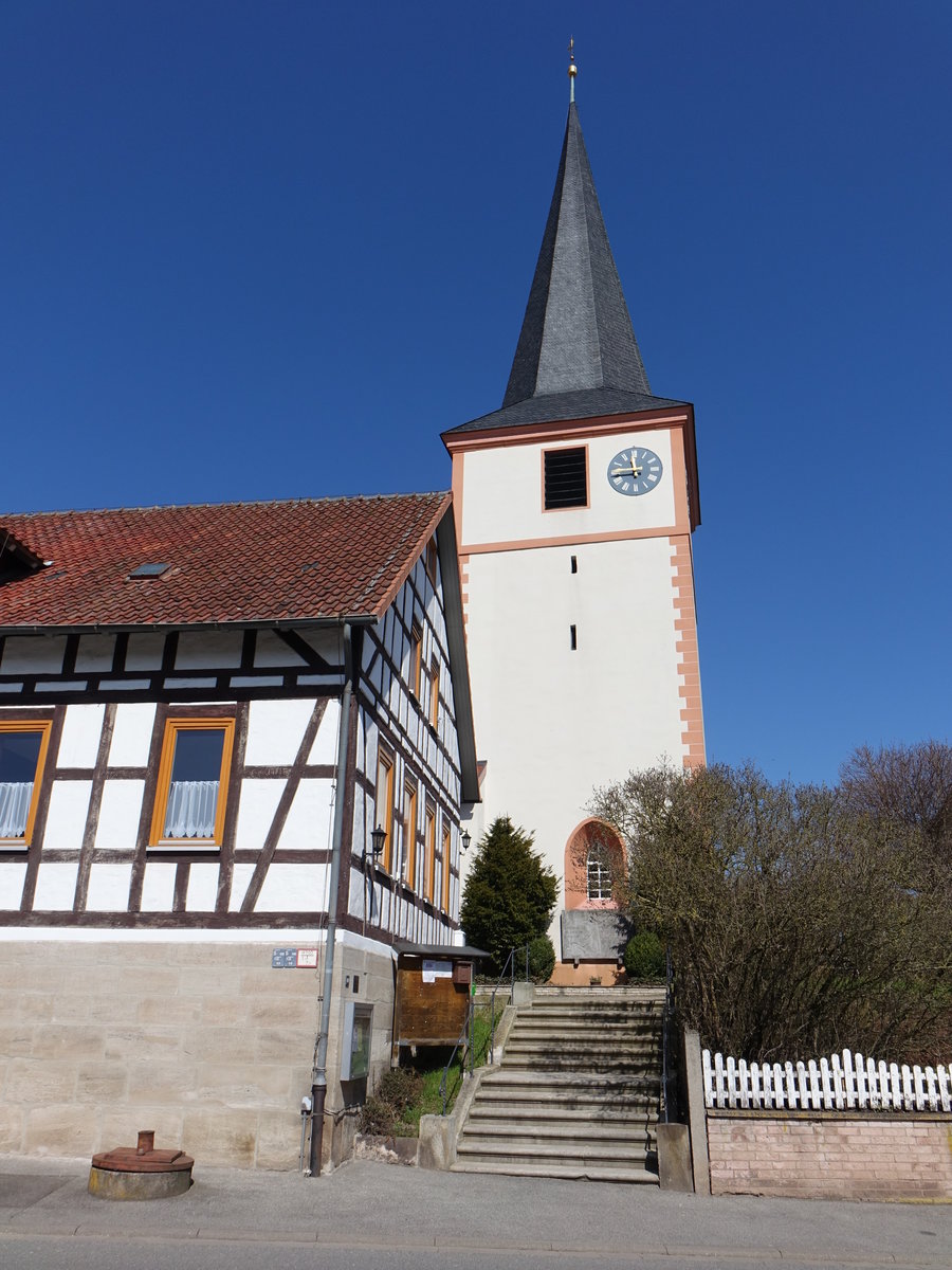 Rofeld, Evangelisch-lutherische Pfarrkirche St. Margareta, sptgotische Chorturmkirche (08.04.2018)