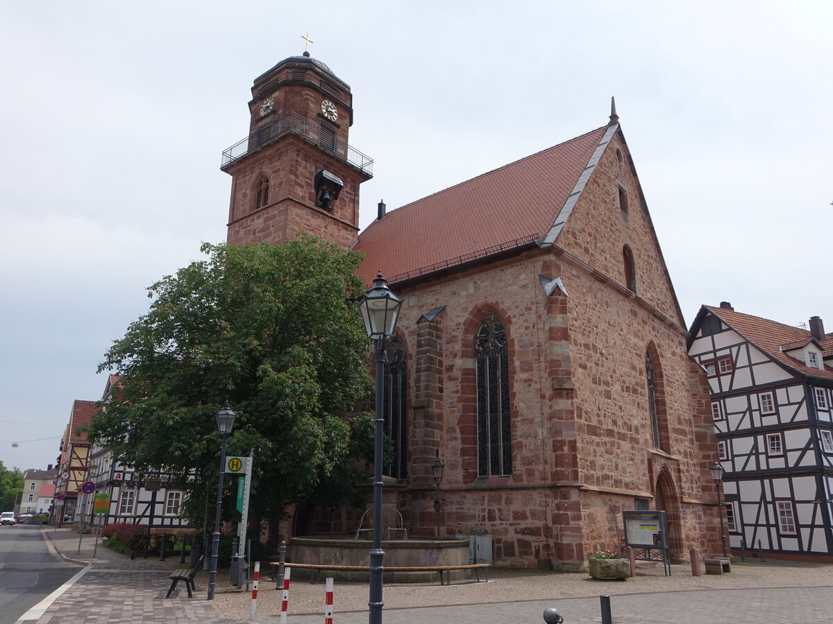 Rotenburg an der Fulda, evangelische Stadtkirche St. Jacobi, erbaut bis 1495 (04.06.2022)