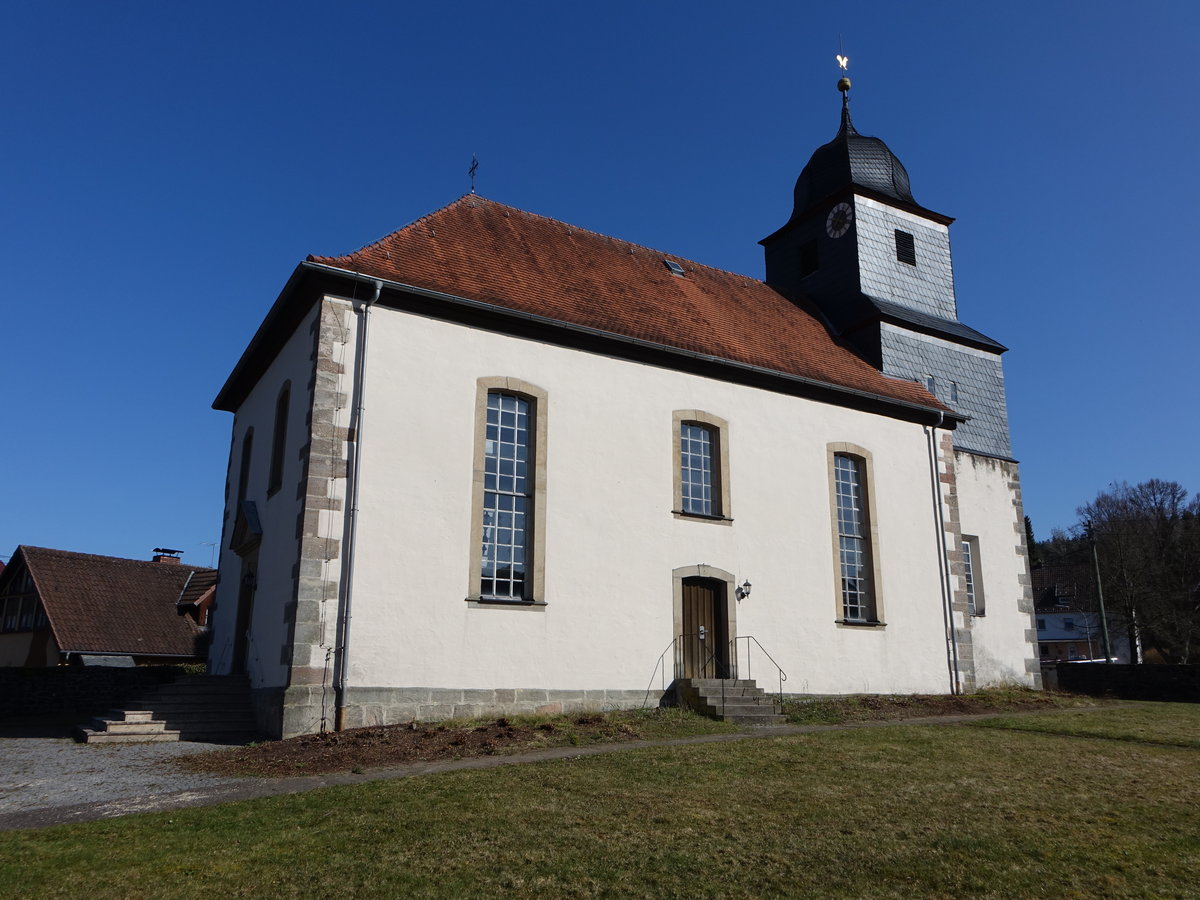 Rottenbach, Evangelisch-lutherische Pfarrkirche St. Matthus, Chorturm im Kern sptmittelalterlich, Umbau von 1785 bis 1787 (08.04.2018)