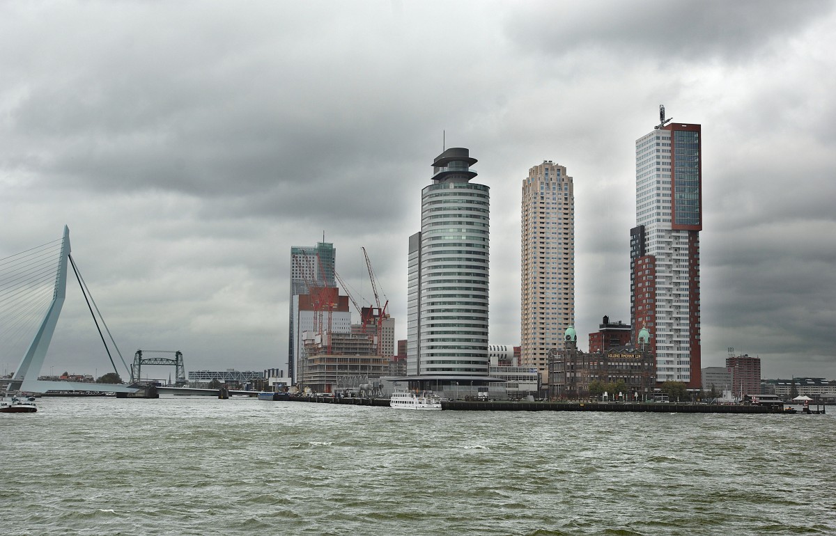 Rotterdam - Nieuwe Maas. Aufnahmedatum: 16. Oktober 2011.