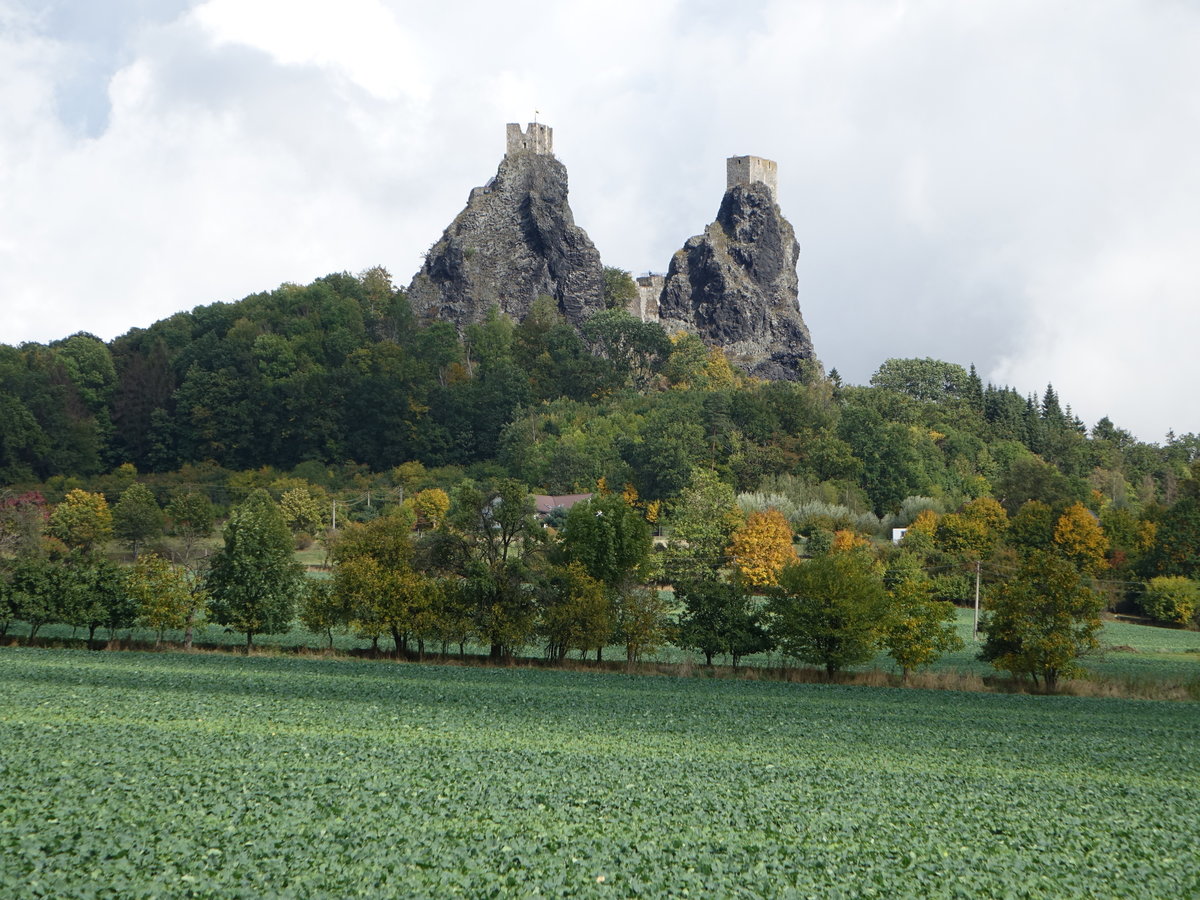 Rovensko pod Troskami, Burg Trosky, erbaut bis 1396 durch Vinzenz von Wartenberg (28.09.2019)