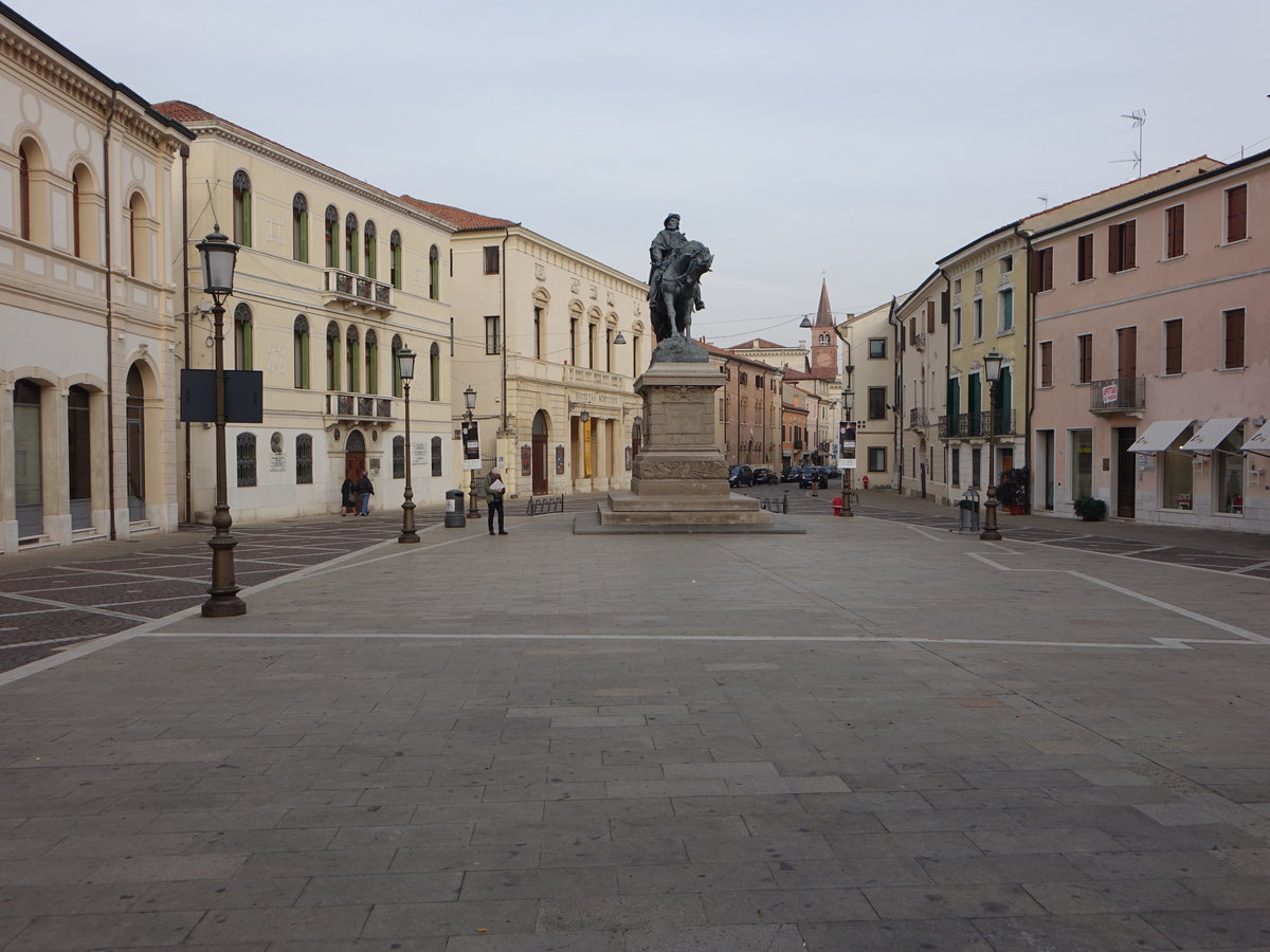 Rovigo, Garibaldi Denkmal an der Piazza Guiseppe Garibaldi (29.10.2017)