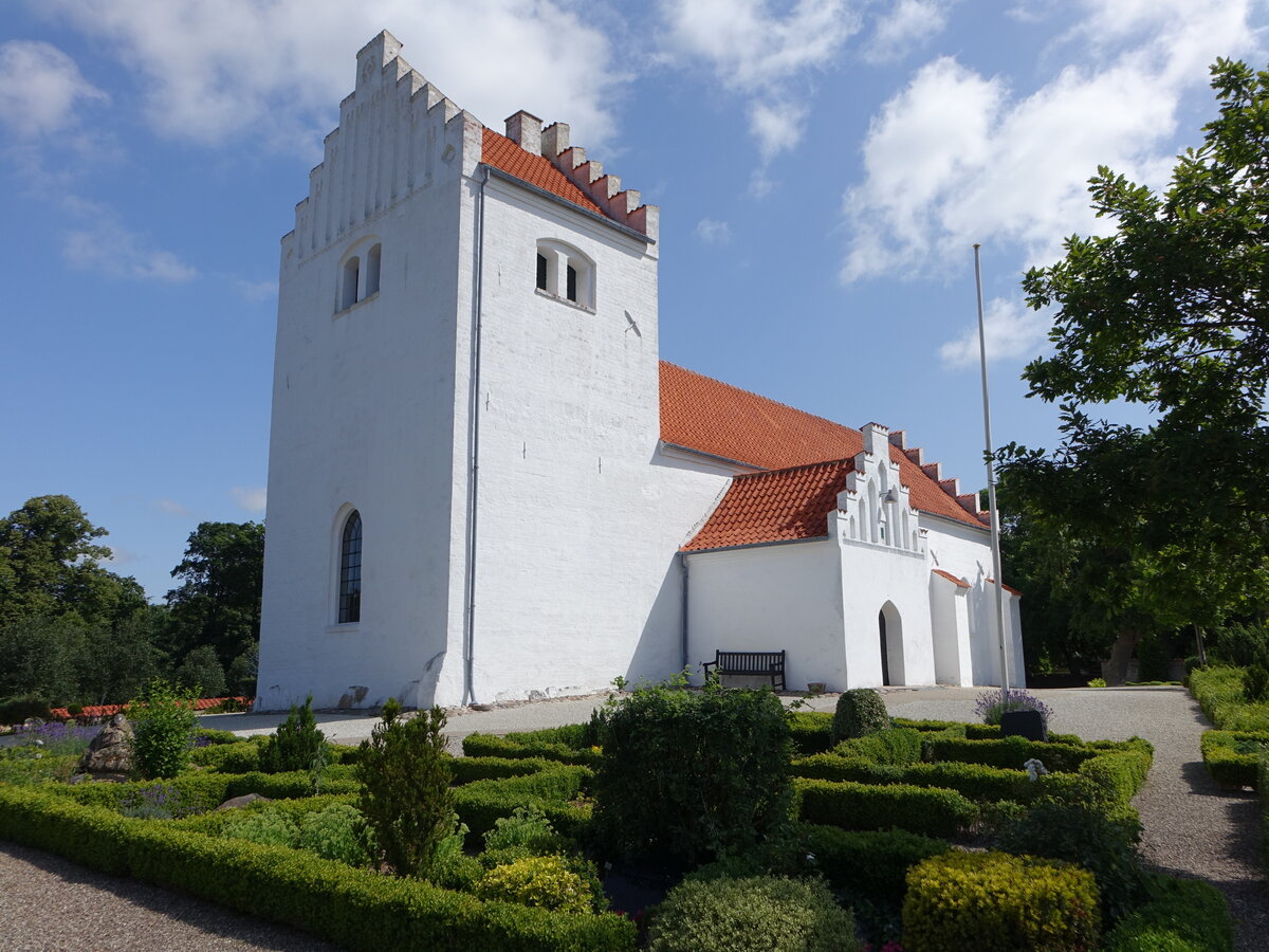 Ruds-Vedby, evangelische Kirche, romanisch erbaut um 1100 (17.07.2021)