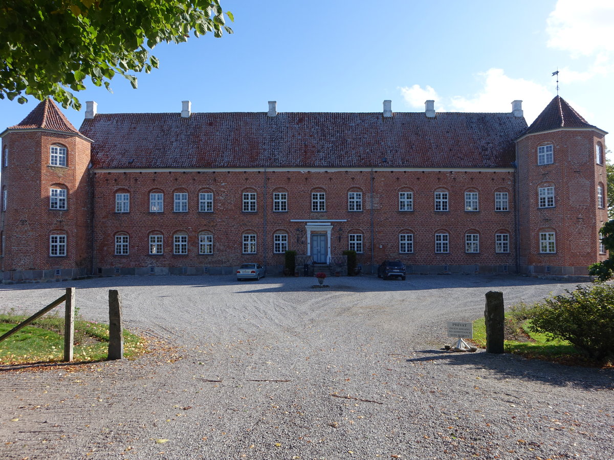 Rugard, Renaissance Herrensitz, erbaut bis 1590 von Hans Axelsen Arenfelt (24.09.2020)
