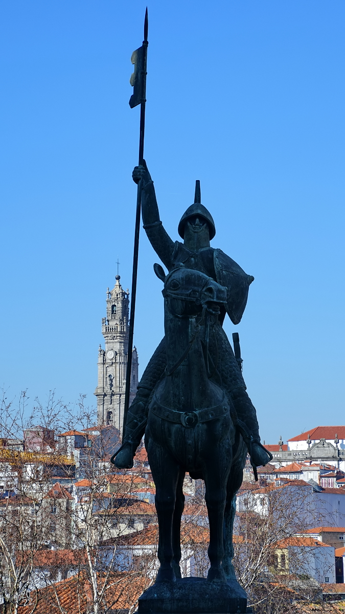 Ruinen am Fluss Douro in Porto. (Januar 2017)