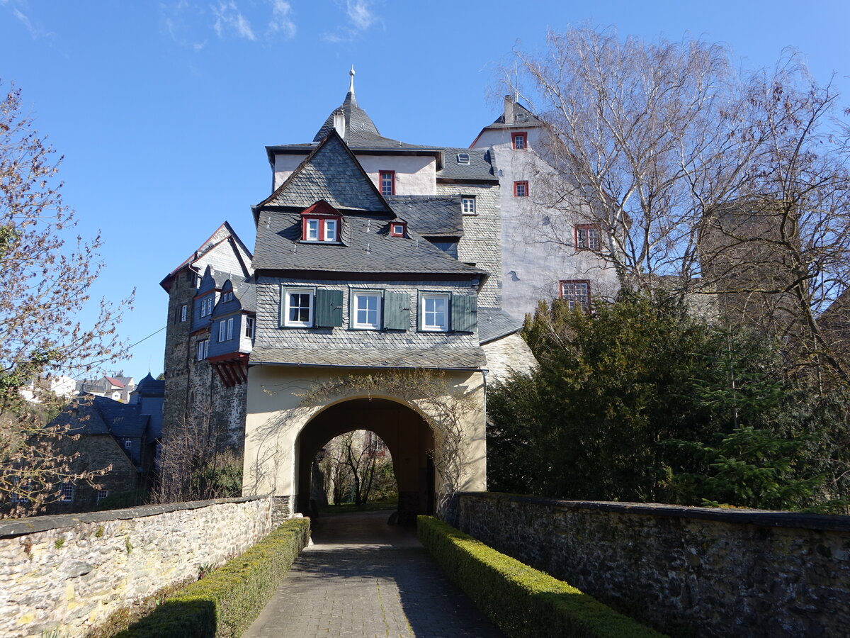 Runkel, inneres Burgtor zur Oberburg, erbaut im 17. Jahrhundert (19.03.2022)
