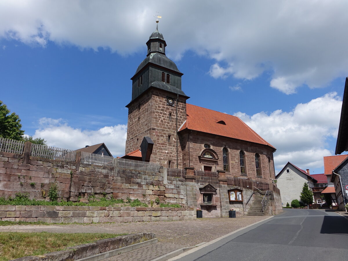 Rustenfelde, Pfarrkirche St. Peter und Paul, erbaut ab 1570 (02.06.2022)