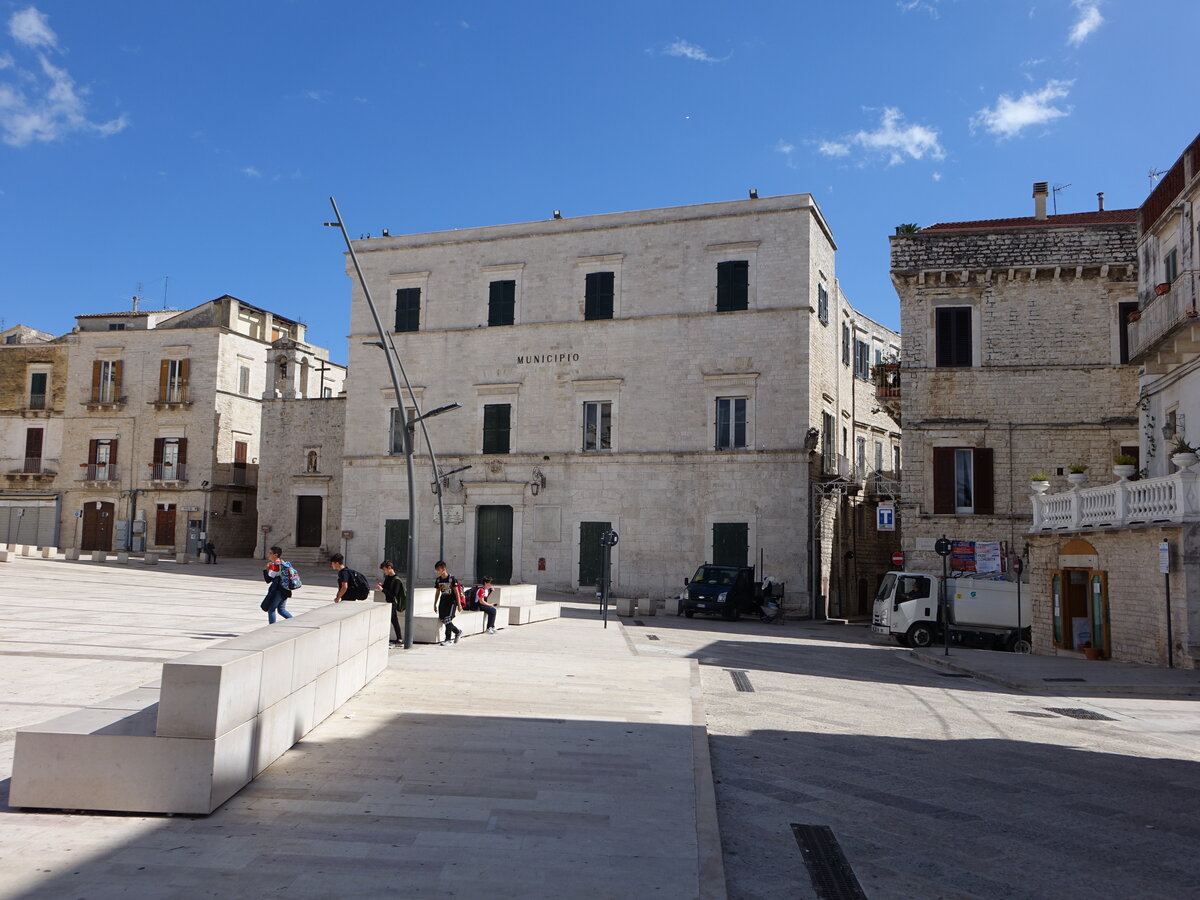 Ruvo di Puglia, Rathaus im Palazzo Avitaja, erbaut im 17. Jahrhundert (27.09.2022)