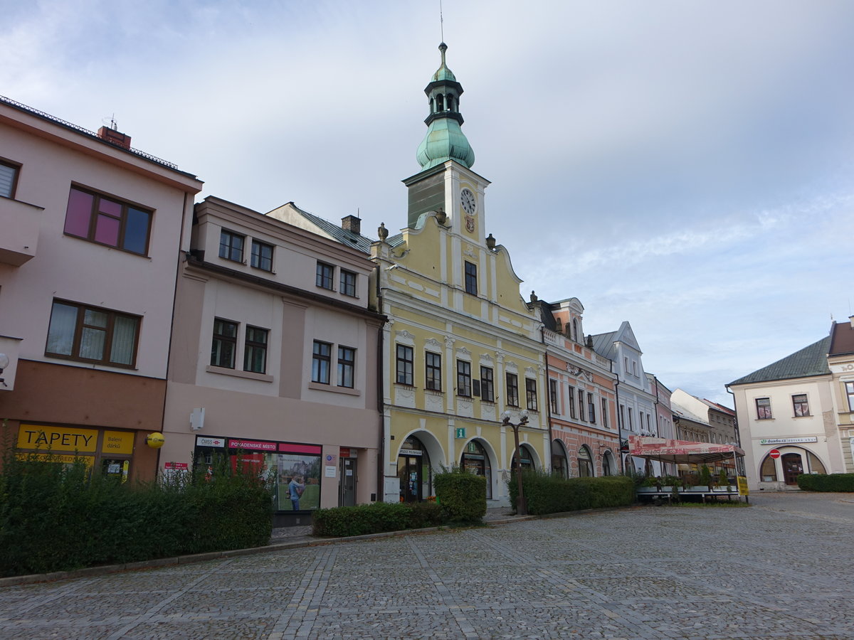 Rychnov nad Kneznou / Reichenau an der Knieschna, Rathaus am alten Marktplatz (29.09.2019)