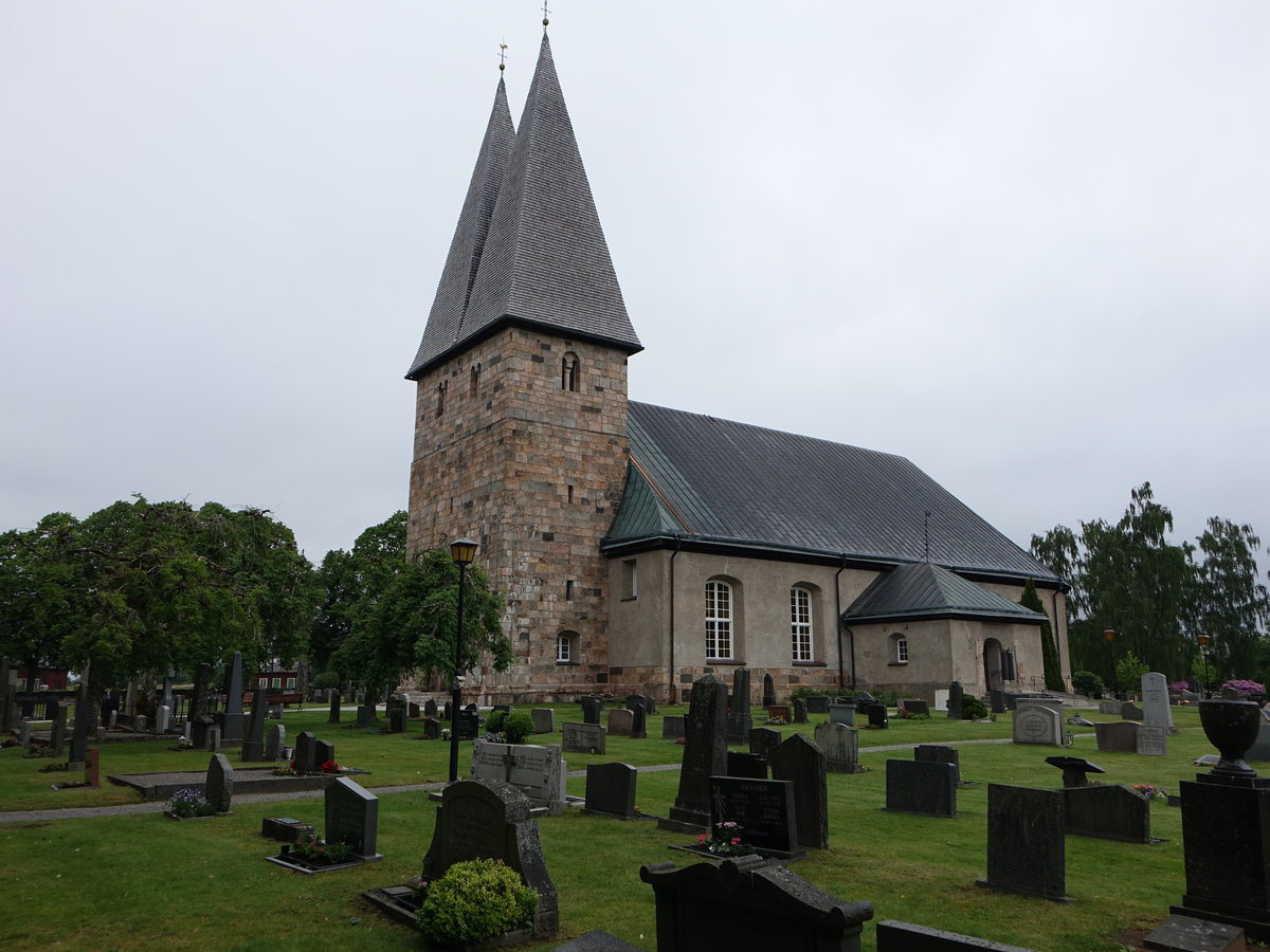 Rydaholm, Ev. kirche mit romanischem Kirchturm, Langhaus von 1793 (15.06.2017)