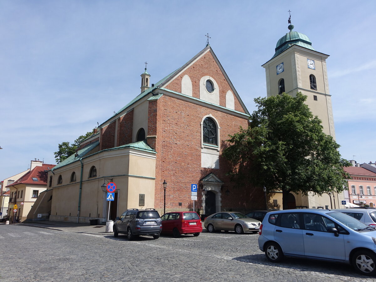 Rzeszow, Pfarrkirche St. Stanislaw, Chor von 1427, barockes Langhaus erbaut 1754 (17.06.2021)