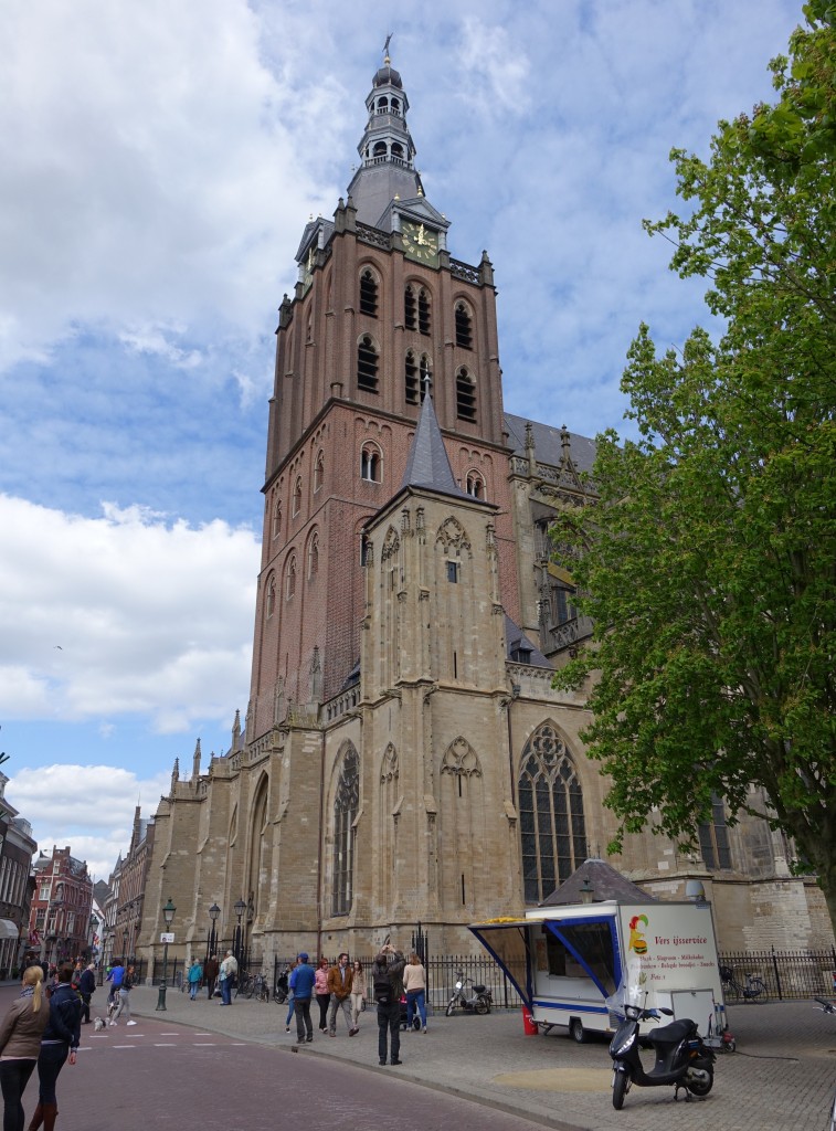 S-Hertogenbosch, gotische St. Johannes Kathedrale, erbaut ab 1380 von Willem van Kessel (01.05.2015)