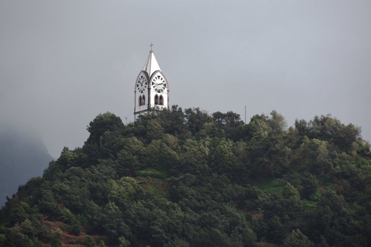 SO VICENTE (Concelho de Sao Vicente), 31.01.2018, Blick auf den Turm der Capelinha Nossa Senhora de Ftima