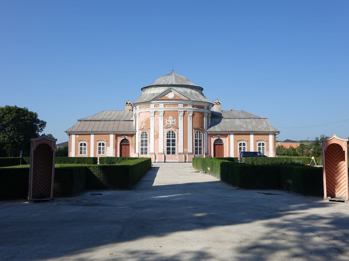 Saca, Barockschloss in der Semsianska Strae, erbaut 1776 (30.08.2020)