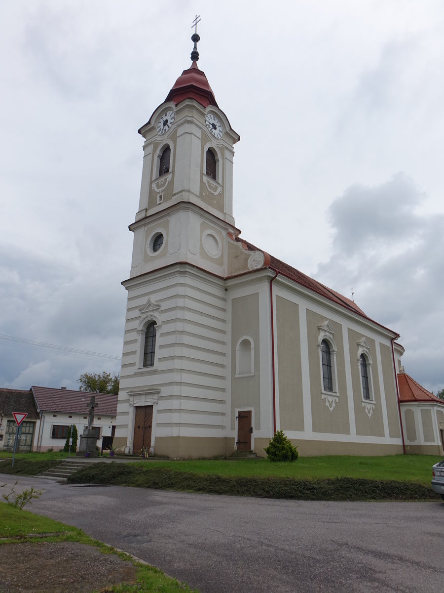 Safov, Pfarrkirche St. Bartholomus, erbaut 1735 anstelle einer Kapelle aus dem Jahre 1499 (29.05.2019)