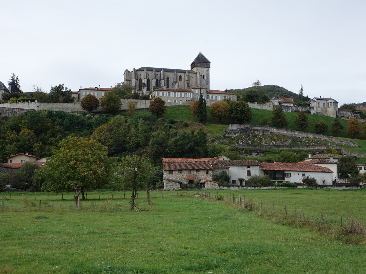 Saint-Betrand, romanisch-gotische Kathedrale Saint-Bertrand-de-Comminges, erbaut um 1100 (01.10.2017)