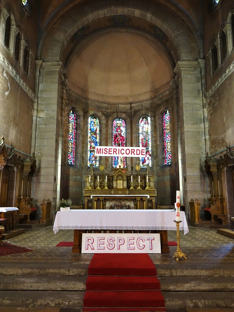 Saint-Di-des-Vosges, Chor der St. Martin Kirche (25.10.2015)