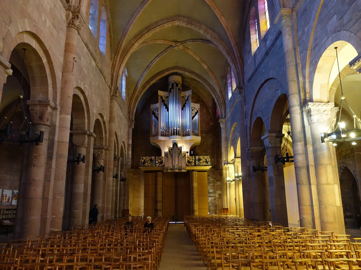 Saint-Di-des-Vosges, Orgelempore in der Kathedrale St. Die (25.10.2015)