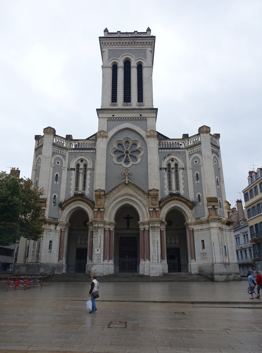 Saint-Etienne, Kathedrale St. Charles, erbaut von 1912 bis 1923 durch die Architekten Giniez und Bossan (19.09.2016)