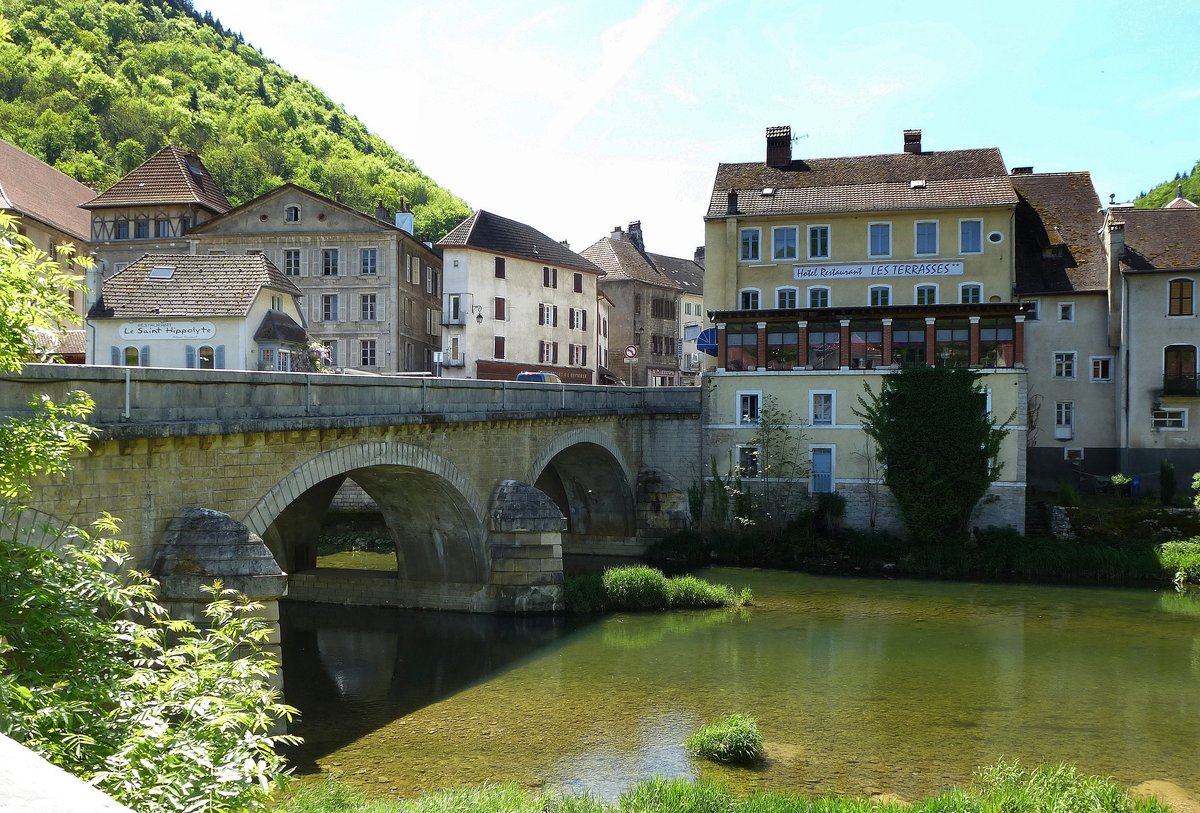 Saint-Hippolyte, die Brcke ber den Doubs, Mai 2017