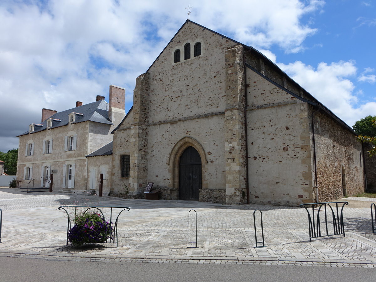 Saint-Philbert-de-Grand-Lieu, Abteikirche St. Philbert, erbaut im 9. Jahrhundert (12.07.2017)