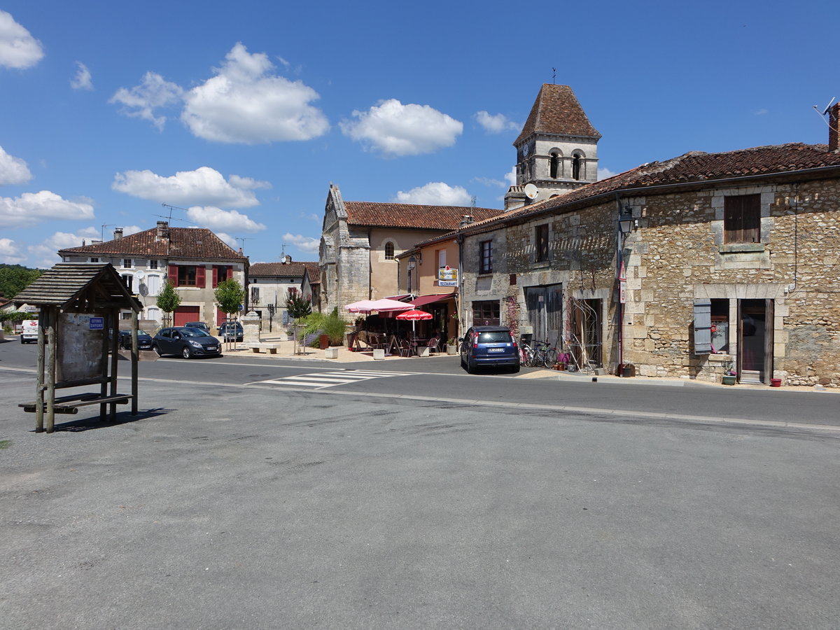 Saint-Pierre-de-Cle, Kirche Saint-Pierre-es-liens, erbaut im 11. Jahrhundert (23.07.2018)