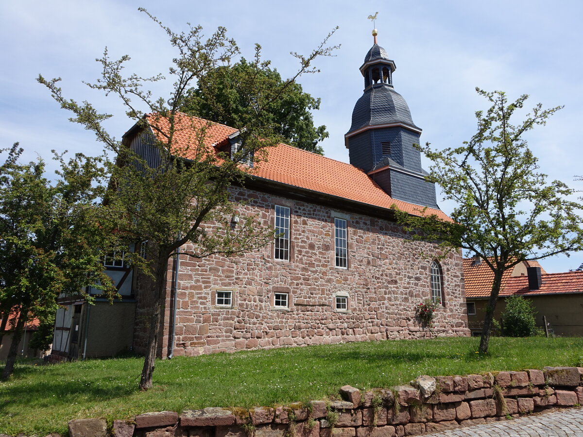 Sallmannshausen, evangelische St. Marien Kirche, erbaut im 16. Jahrhundert (03.06.2022)