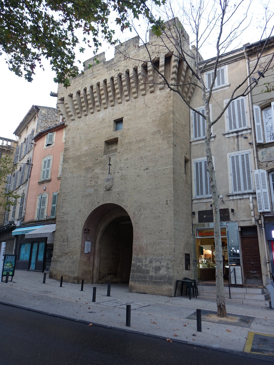 Salon-de-Provence, Tour du Bourg Neuff, erbaut im 12. Jahrhundert (26.09.2017)