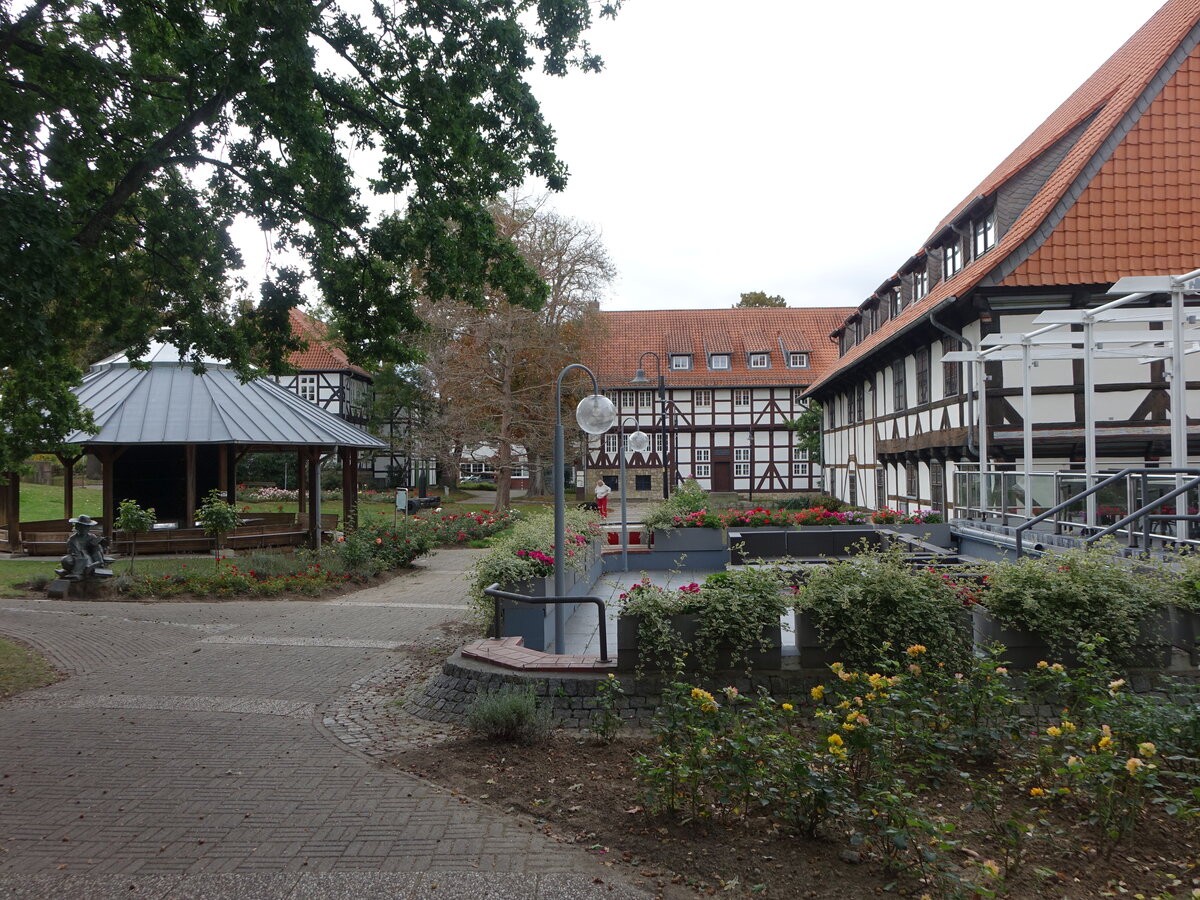 Salzgitter, historische Fachwerkh�user am Rosengarten (11.09.2025)