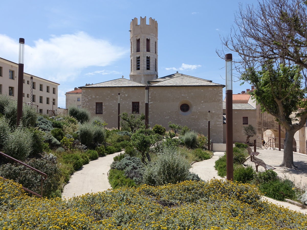 San Bonifacio, Pfarrkirche St. Dominique, erbaut im 13. Jahrhundert (20.06.2019)