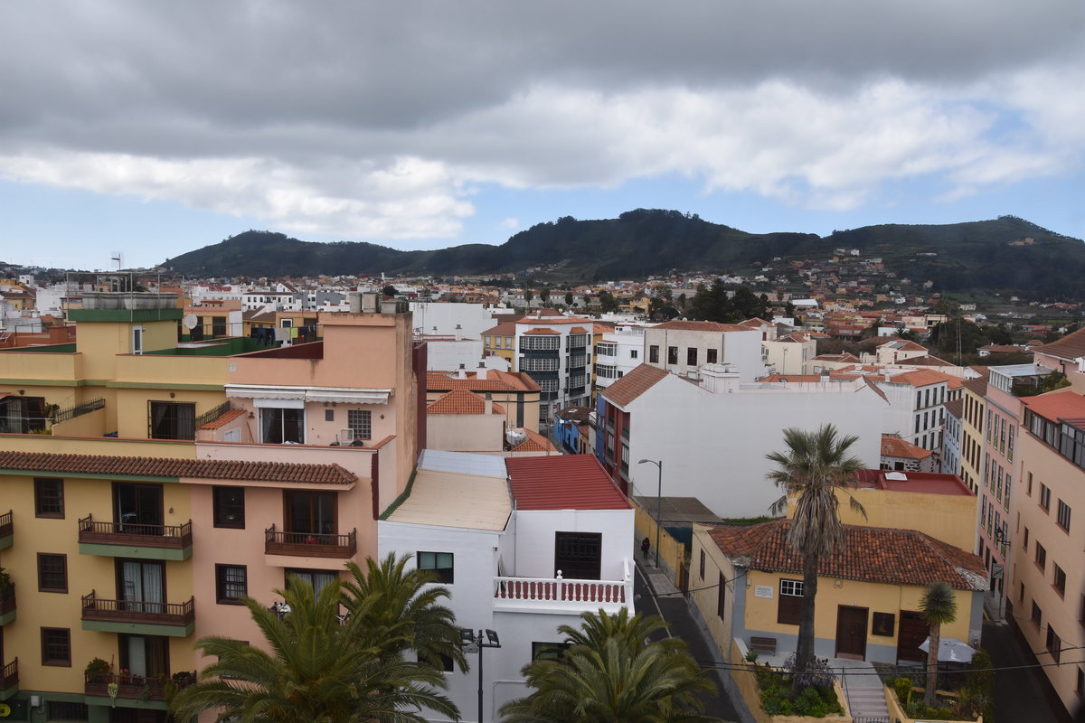 SAN CRISTBAL DE LA LAGUNA (Provincia de Santa Cruz de Tenerife), 29.03.2016, Blick vom Turm der Iglesia-Parroquia Matriz de Nuestra Seora de La Concepcin nach Norden