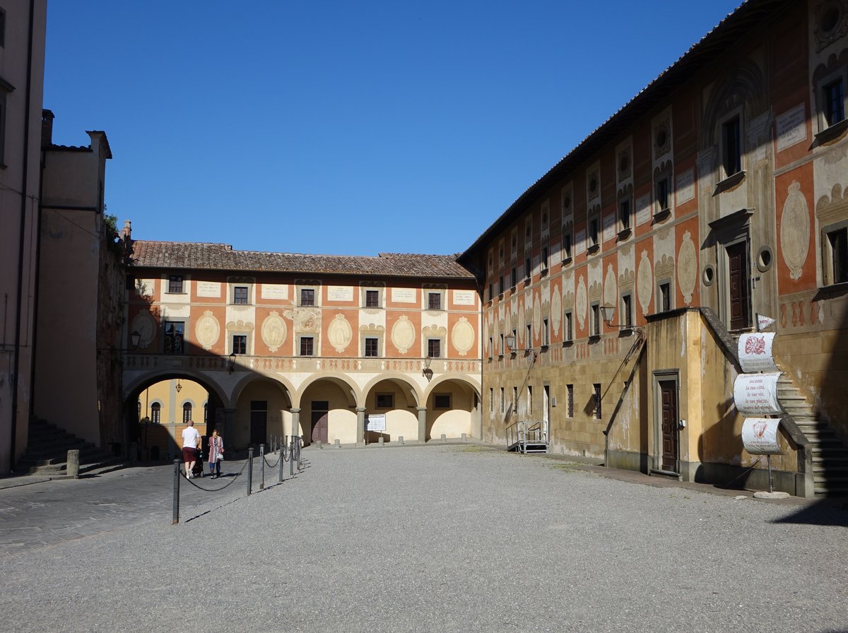 San Miniato, Palast der Landvgte am Platz der Republik, erbaut im 14. Jahrhundert (16.06.2019)