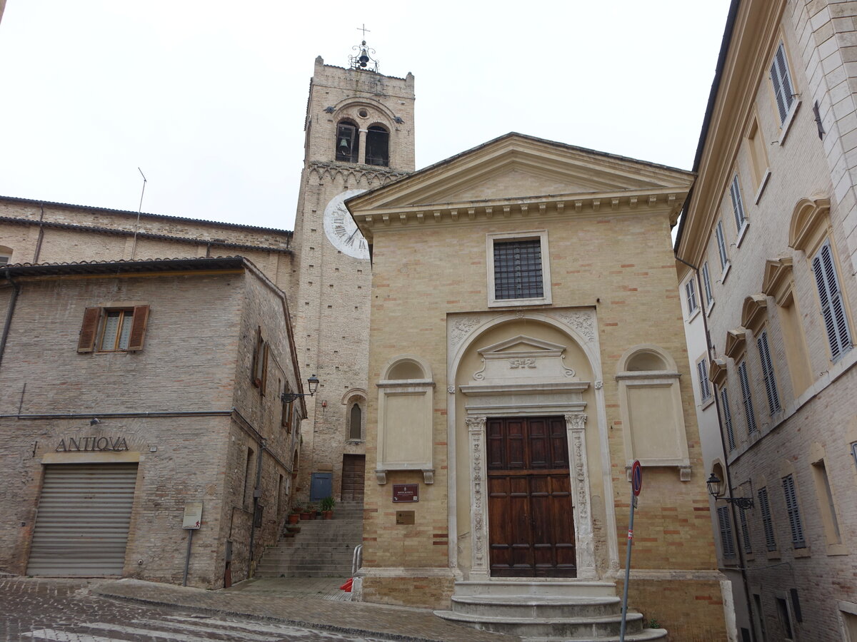 San Severino Marche, Kapelle Monte di Pieta und St. Agostino Kirche (30.03.2022)