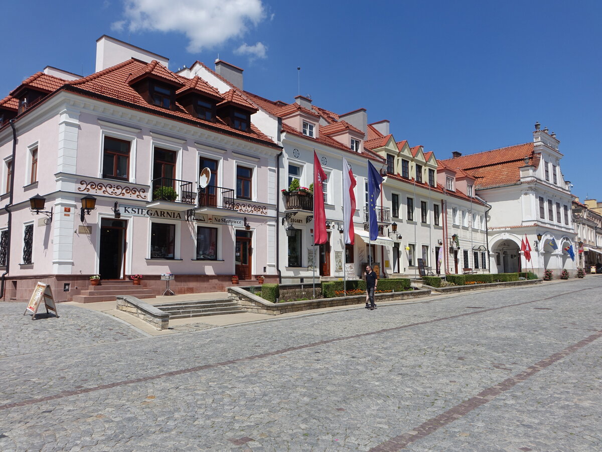 Sandomierz, historische Huser am Rynek Platz (18.06.2021)