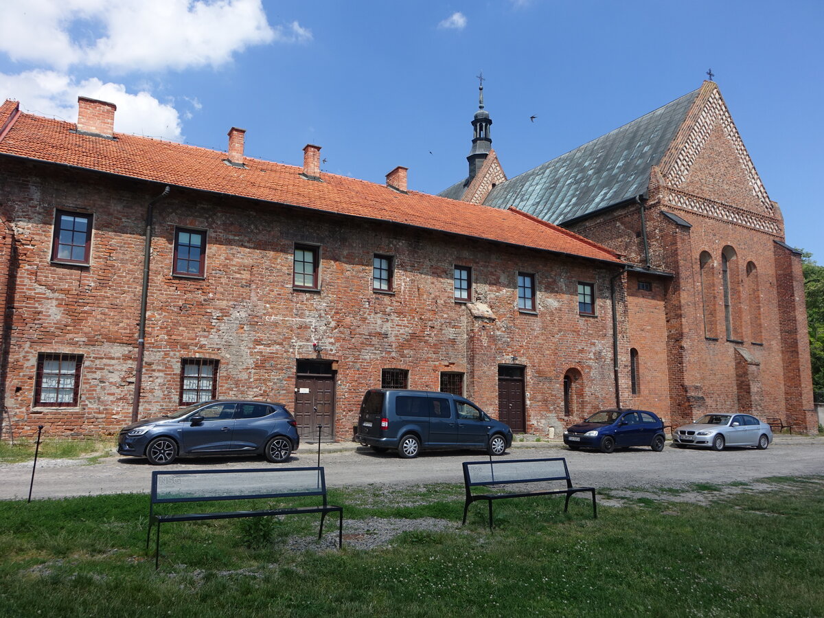 Sandomierz, Klosterkirche St. Jakob, ehem. Dominikanerkirche, erbaut im 13. Jahrhundert (18.06.2021)