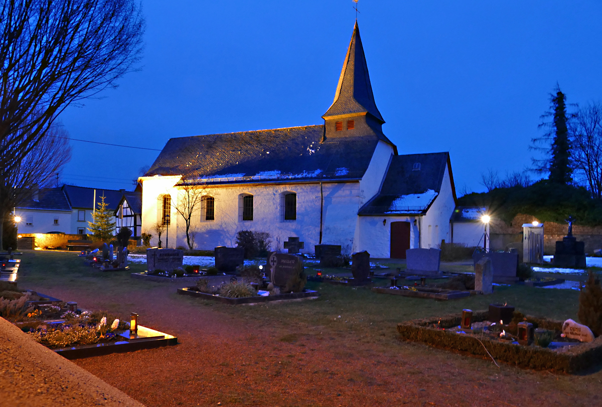 Sankt Peter & Paul - Kirche, nachts in Eu-Palmersheim - 28.02.2020